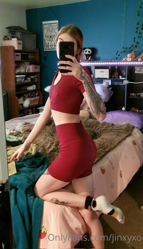 jinxyfree model pornographic image