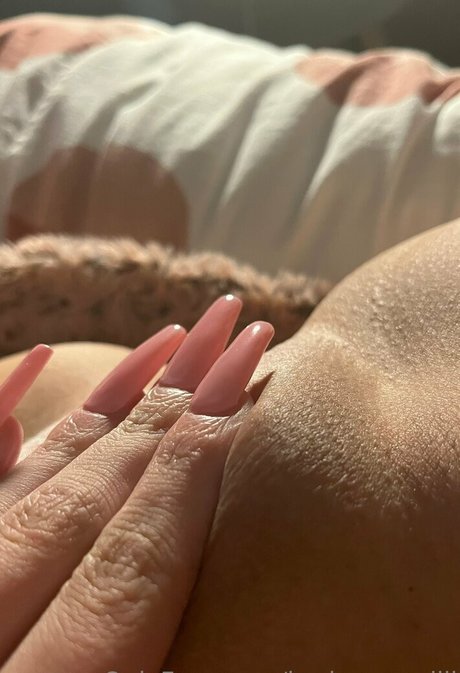 jordanangellll star perfect photo