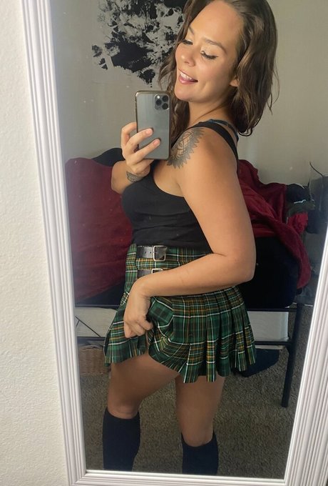 Fergie793 art actress pics