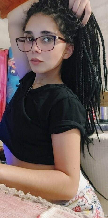 queenvcsext model exclusive pics