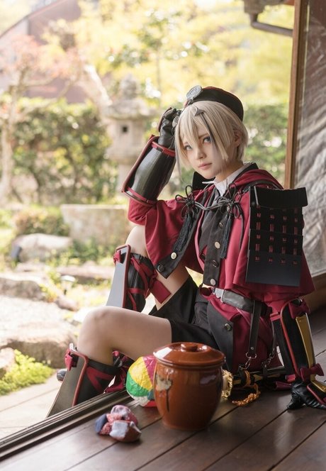 rirerere00 hd model photo