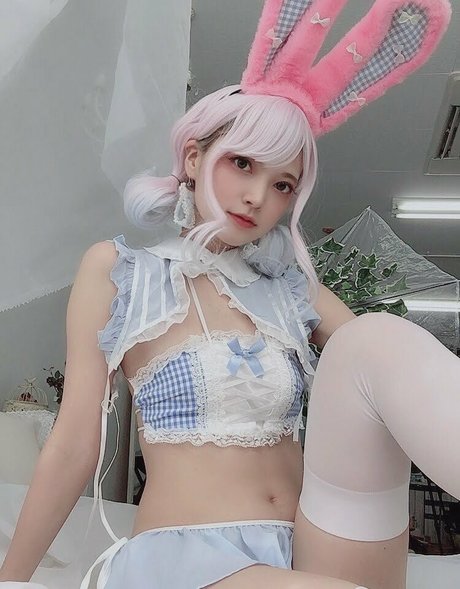 rirerere00 pornographic model pictures