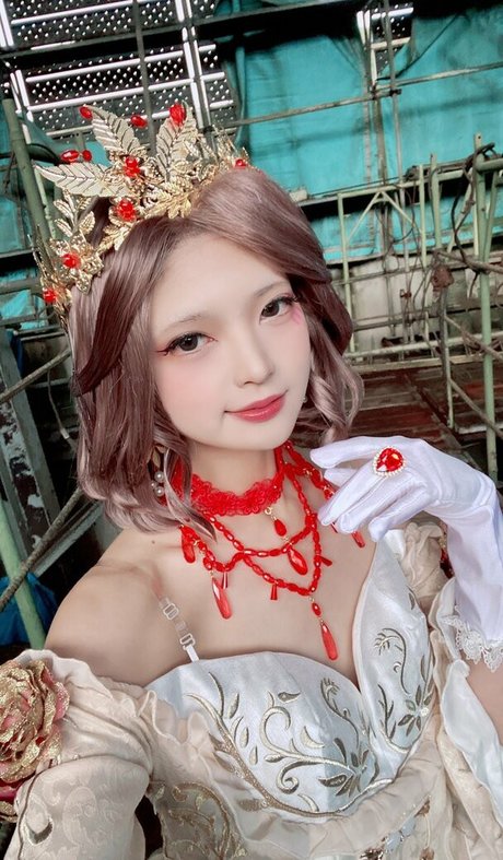 rirerere00 model naked images