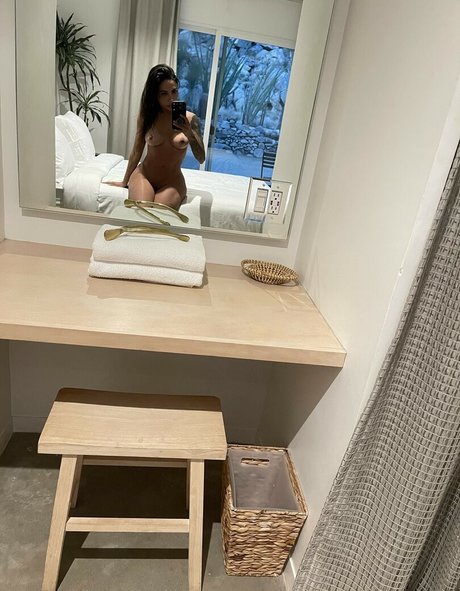 Lela Star model beautiful galleries