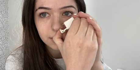 Jibbbbbbbby nude actress img