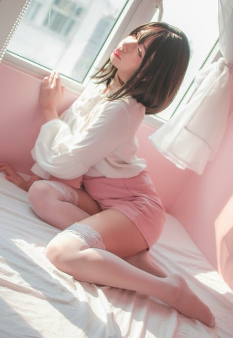 Emiliabear pornstar naked gallery