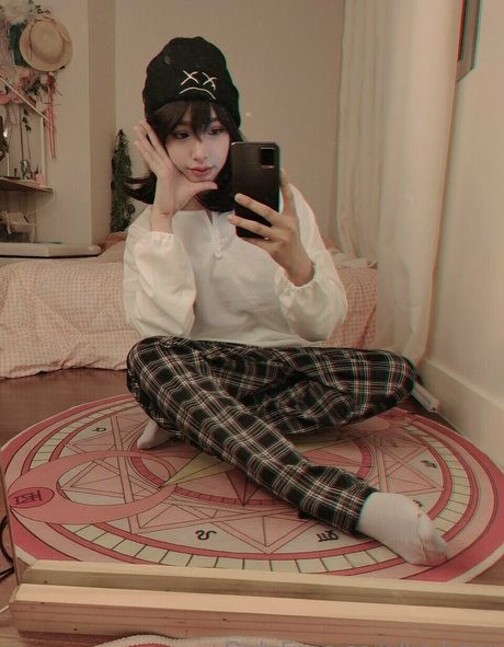 Emiliabear sex star images