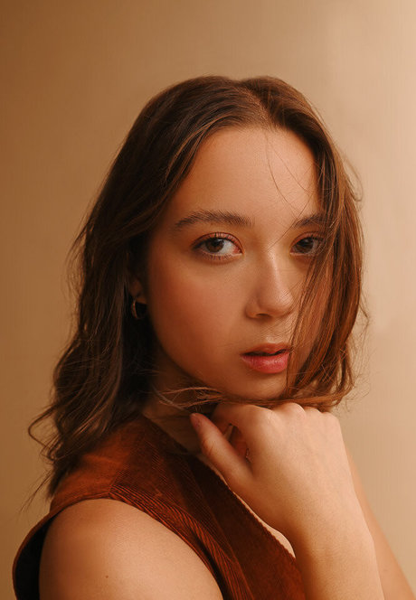 Laufey Lin model best archive