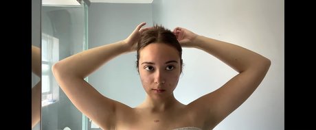 Laufey Lin pornstar nudes gallery