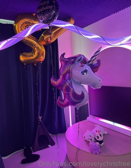 lovelychrisfree model hd photos