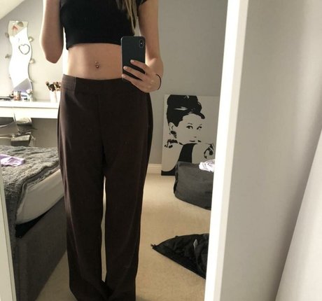 Depop Wins pornstar free image