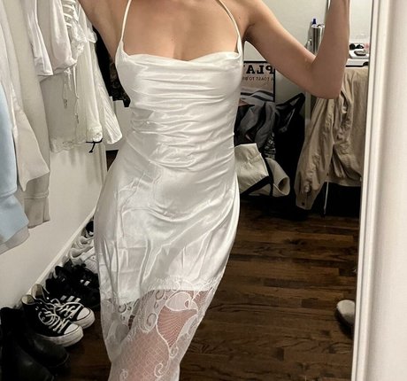 Depop Wins pornstar top pic