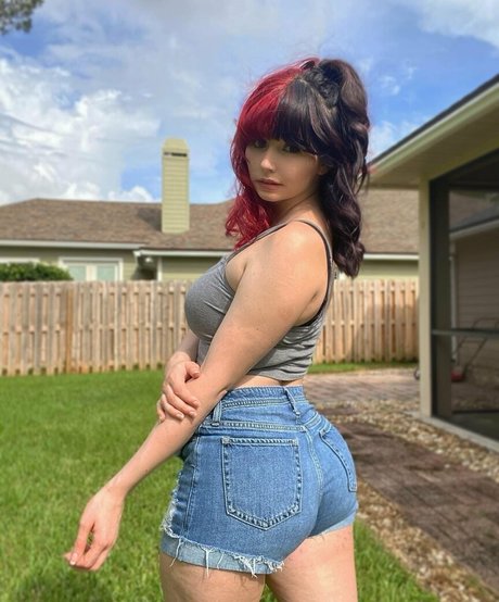 infatuatedkittyfree pretty model images