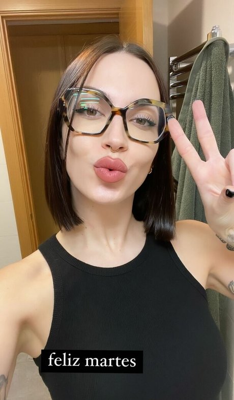 Maria Valero perfect model gallery