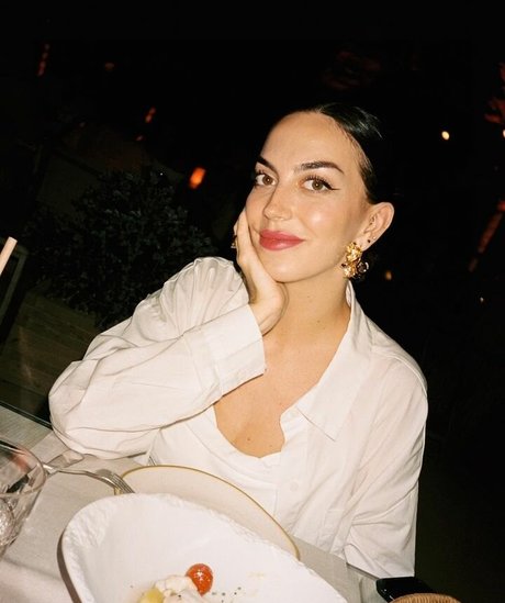 Maria Valero nude actress img