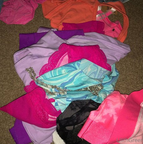 lilithjewel star adult photos