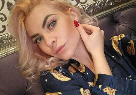 dragonb0rn star nudes gallery