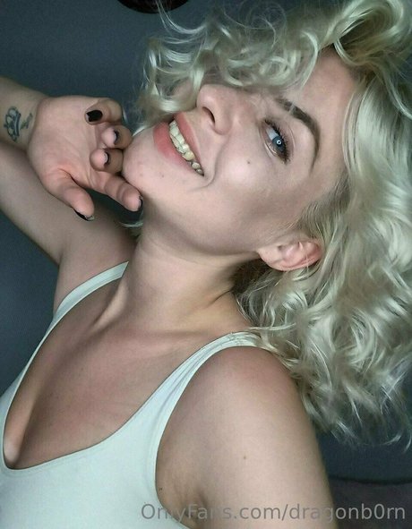 dragonb0rn model photos
