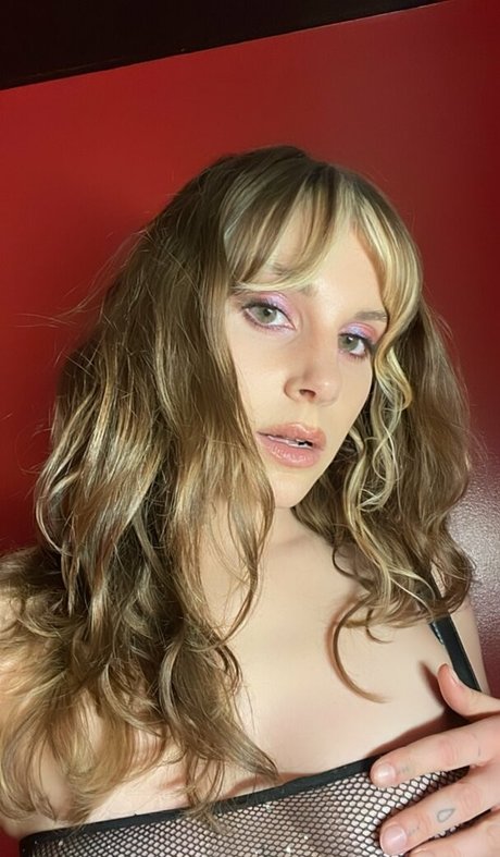 Josiexmoon star beautiful photo