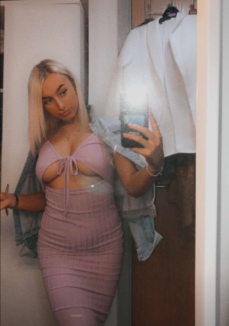 Lauren Day star erotic pic