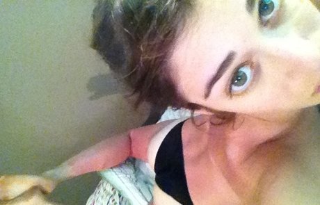 Lizzy Caplan star xxx archive