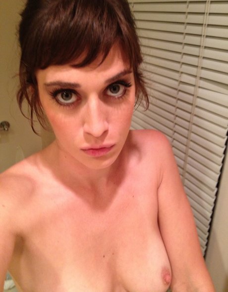 Lizzy Caplan pornstar high quality galleries