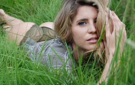 Jill Debra Lake naked star img