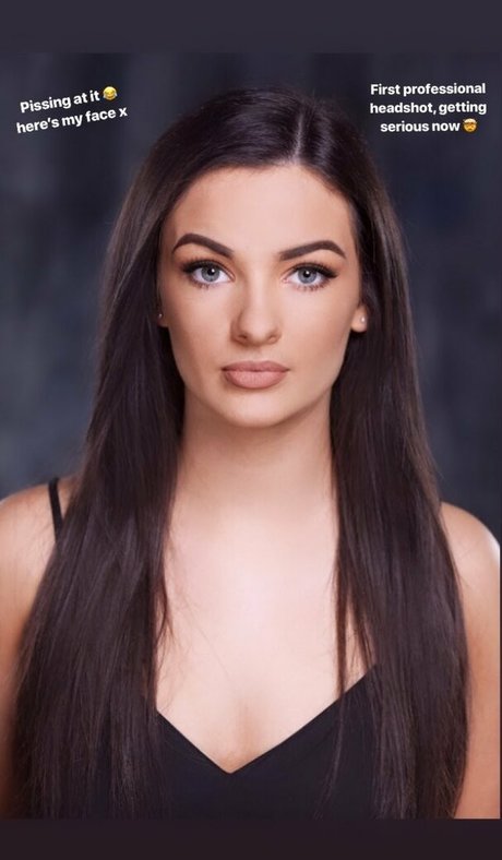 Charlotte Craig nice model picture