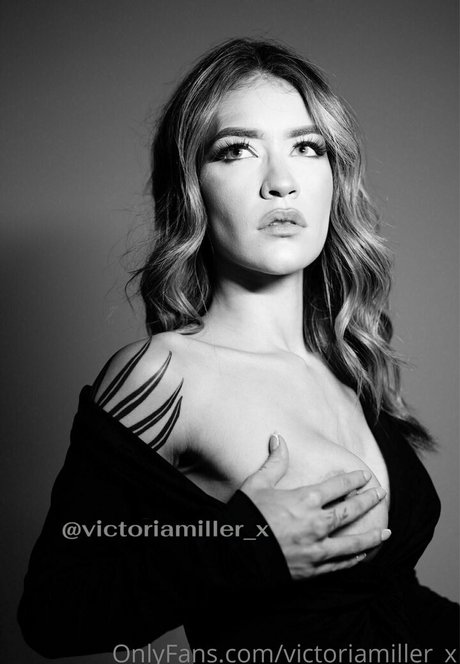 victoriamiller x star pretty photo