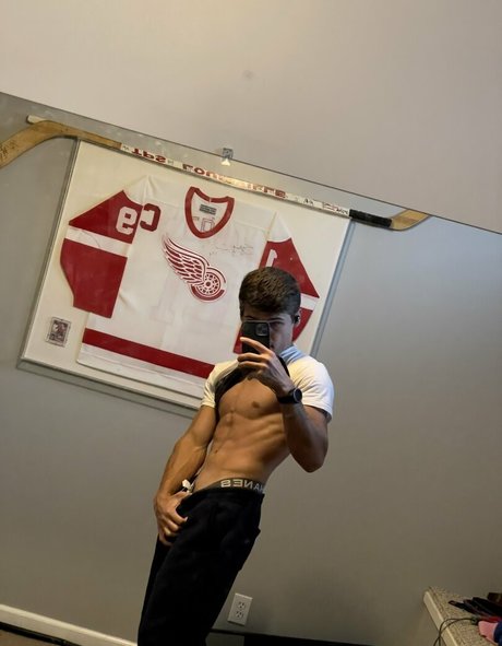 coolestdude898 Profile pic