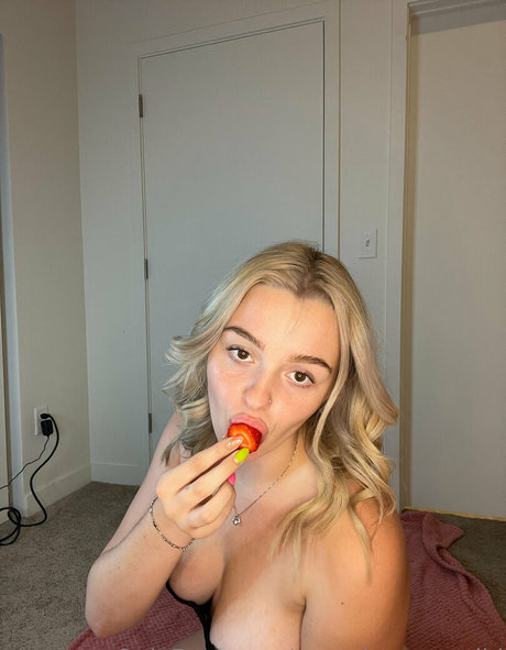 veronicagoeswild Profile pic