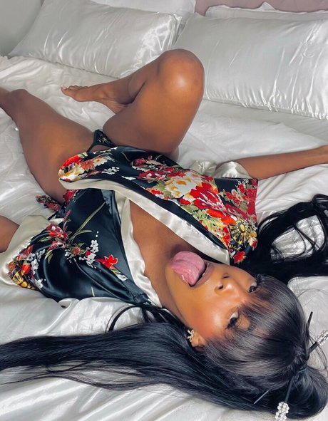 babygirlnaomii xxx pornstar pic