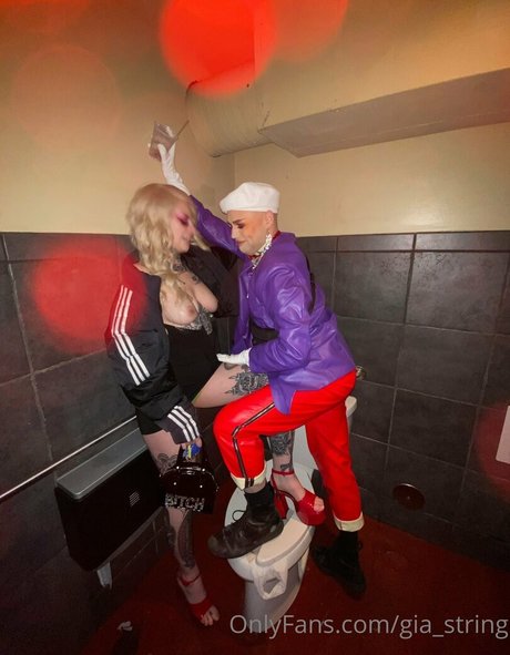 Gia String model perfect photo