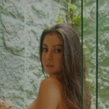 Maria Emanoeli model naked images