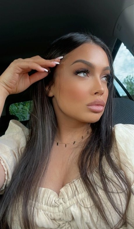 kristinne7777 beautiful pornstar img