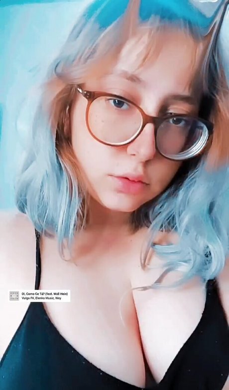 gabs fernandes high quality star photo