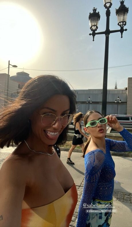 popular asian onlyfans free nude images