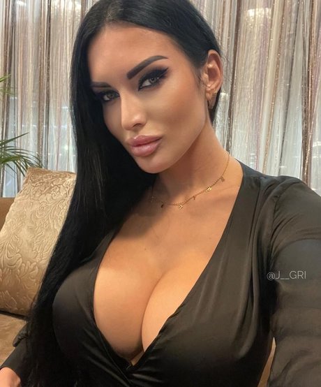 j__gri high quality actress img