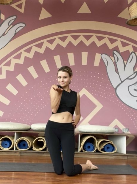 flowwithsky model perfect image