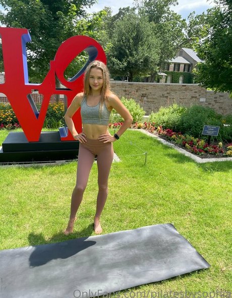 flowwithsky porn model images