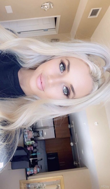 itshollyday free actress pics