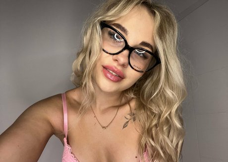 heheh0 top model pic