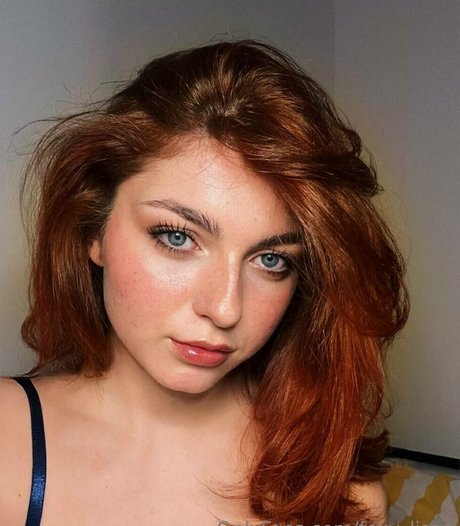 foxy lisaa free model pictures