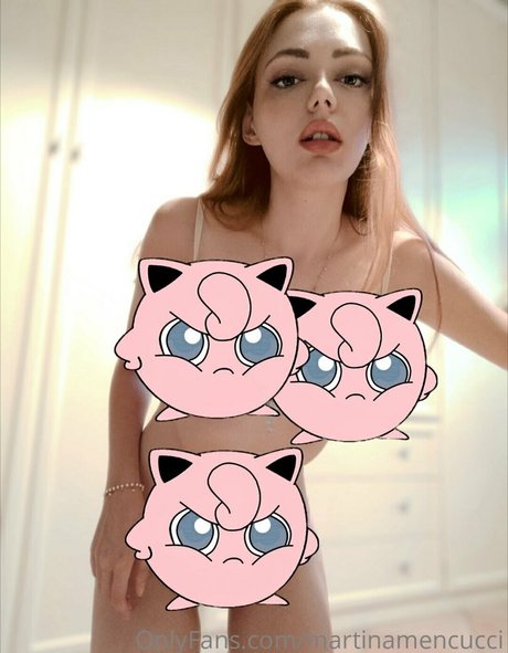 martinamencucci hot star pictures