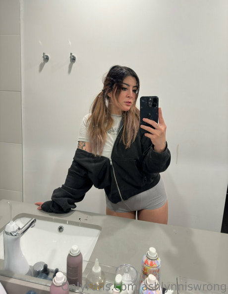 Ashlynn Arias pornstar naked galleries