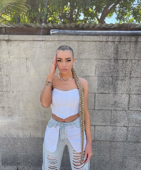 Viperous pretty star gallery