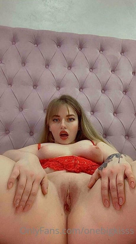 onebigkisss perfect pornstar pic