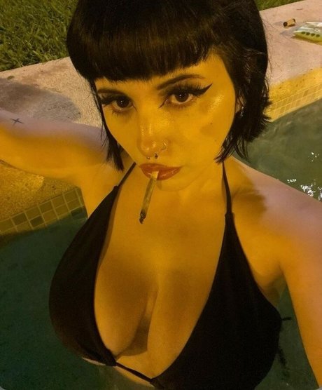 Rinna0x pretty pornstar galleries