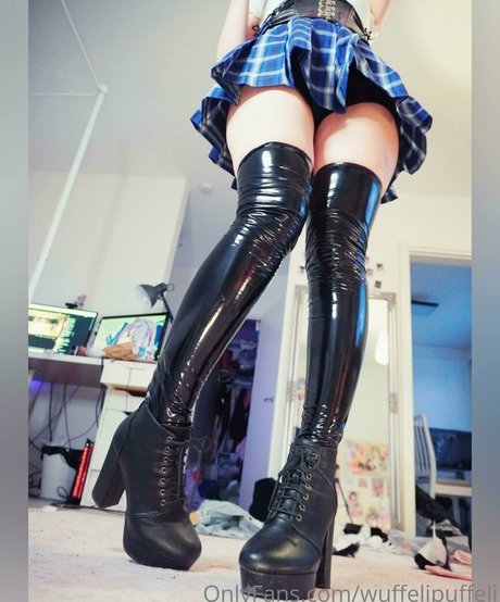 wuffelipuffelifree exclusive pornstar photo