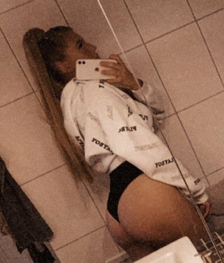 swegirlmafia erotic star pic